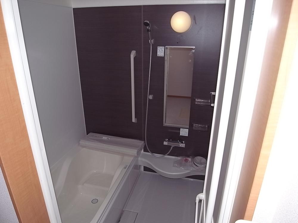 Bathroom. 1 pyeong type of full Otobasu! Button one hot water filling in OK! Sitz bath you can enjoy! 