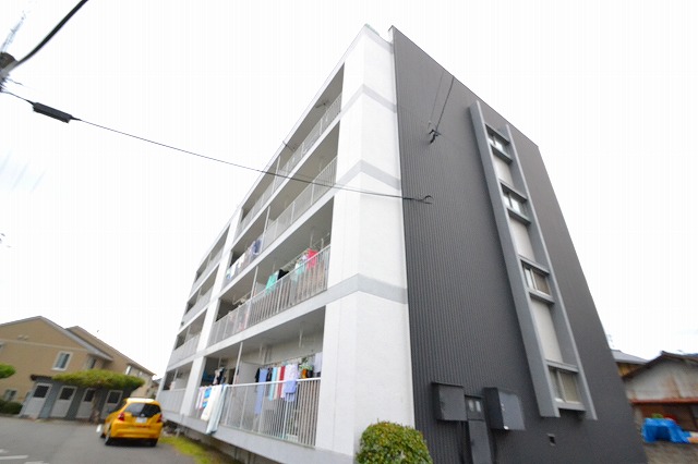 Entrance. ☆ It is very stylish appearance ☆