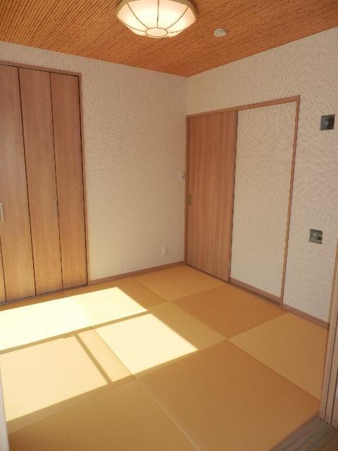 Other introspection. It is a Japanese-style living and Tsuzukiai. (Out from the corridor it is also possible. )