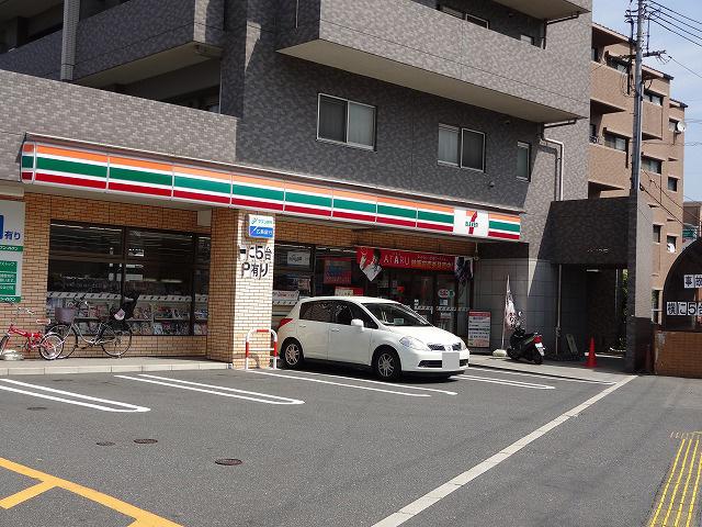 Convenience store. 532m to Seven-Eleven Hiroshima Kaita Saiwaicho shop