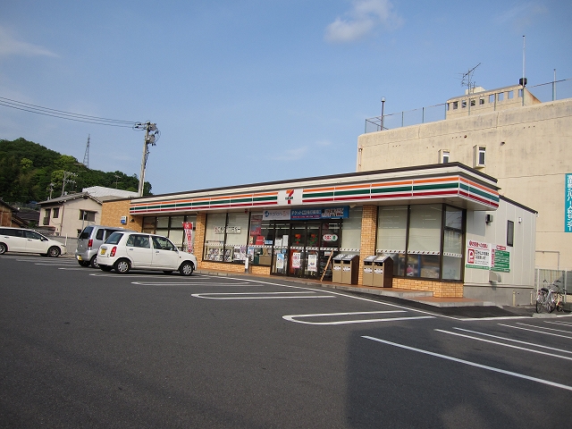 Convenience store. Seven-Eleven Hiroshima Ocean Tanaka Miseten (convenience store) to 174m
