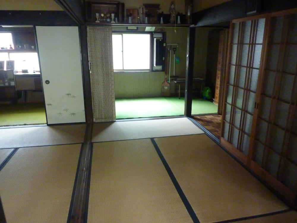 Other local. Japanese style room