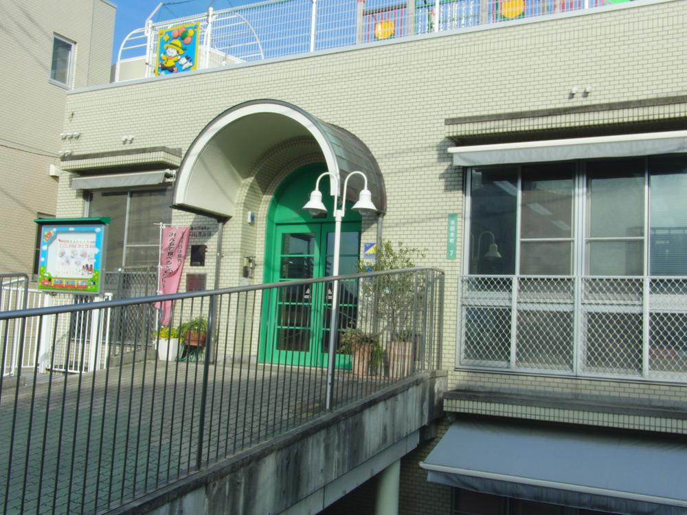 kindergarten ・ Nursery. Piccolo Goad to nursery school 213m