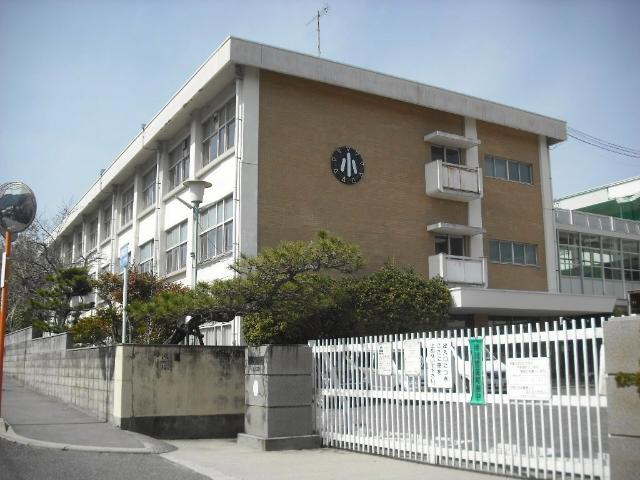 Primary school. 272m to Kumano Municipal Kumano third elementary school