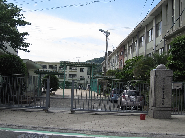 Primary school. 1185m until Kaita Municipal Kaidahigashi elementary school (elementary school)
