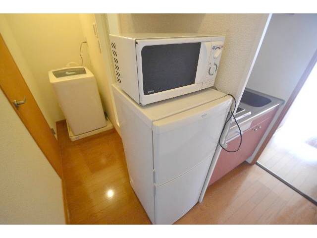 Other Equipment. Indoor Laundry, There undressing space