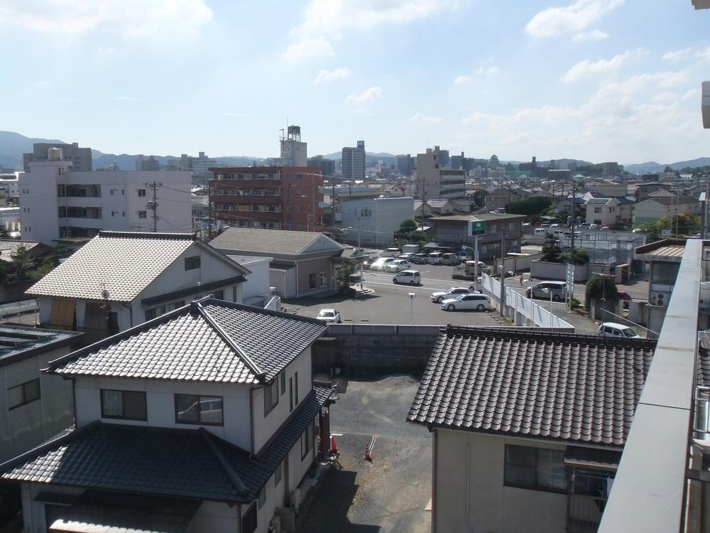 View photos from the dwelling unit. Fukuyama Castle and you will see face to the west