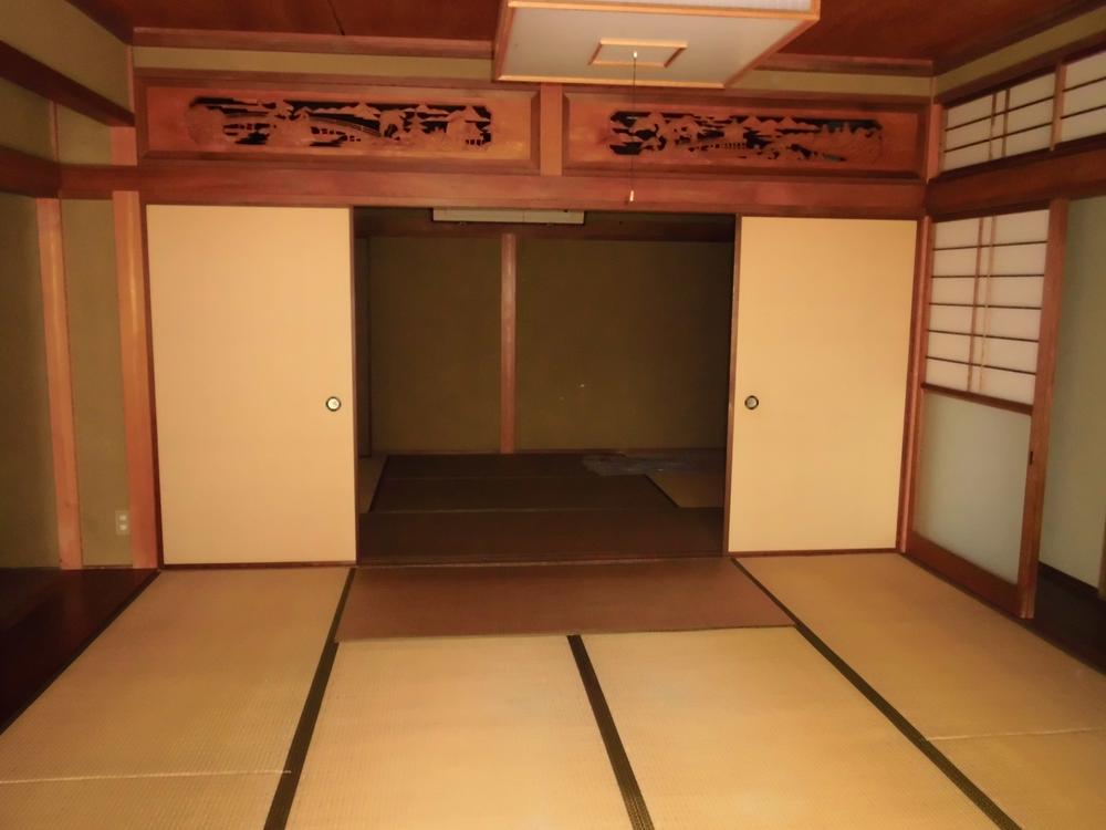 Non-living room. Japanese-style room Transom