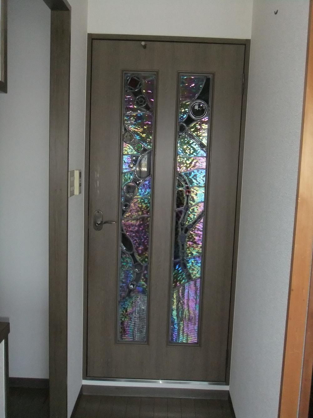 Other introspection. Door stained glass of the living room