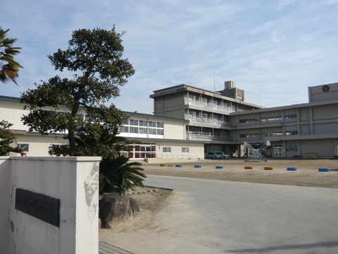 Primary school. 466m to Fukuyama City Akebono elementary school (elementary school)