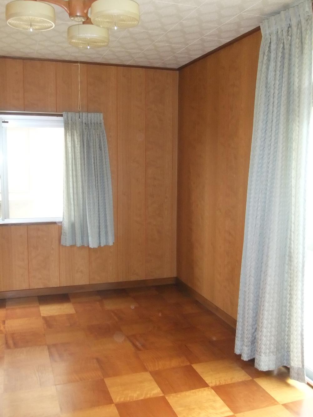 Non-living room. 1 Kaiyoshitsu 6 Pledge