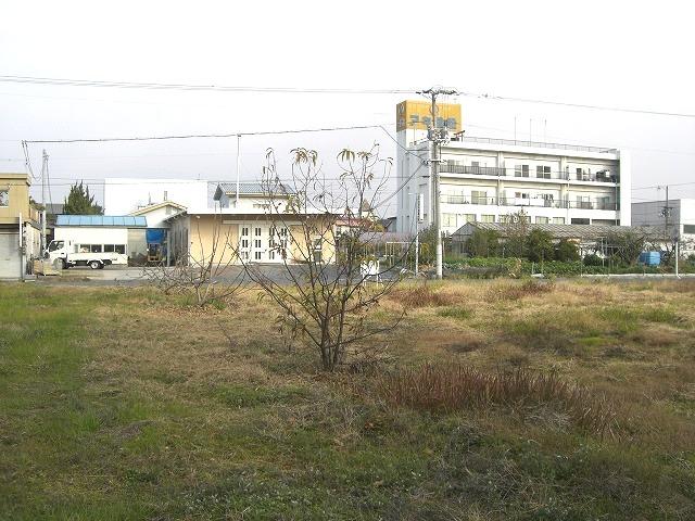 Local land photo. Taken from the site back side
