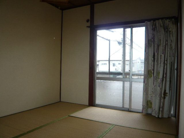 Living and room. Second floor ・ Japanese-style room