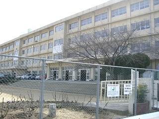 Primary school. 720m to Fukuyama Municipal Tsubo Elementary School