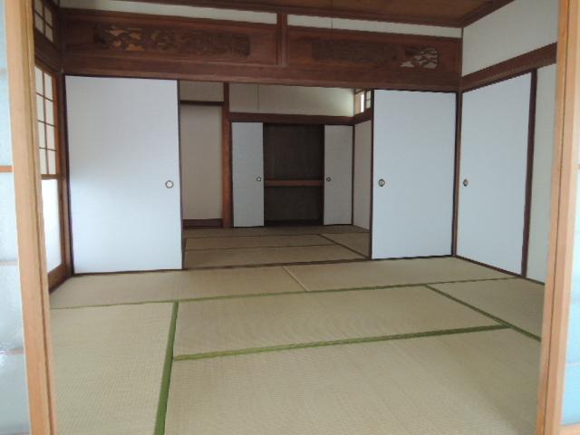 Non-living room. Japanese-style room 6 quires +6 Pledge
