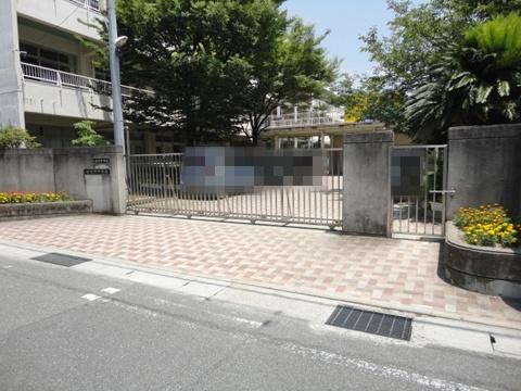 Junior high school. Hatsukaichi 1918m until junior high school