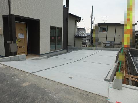 Local appearance photo. Parking lot