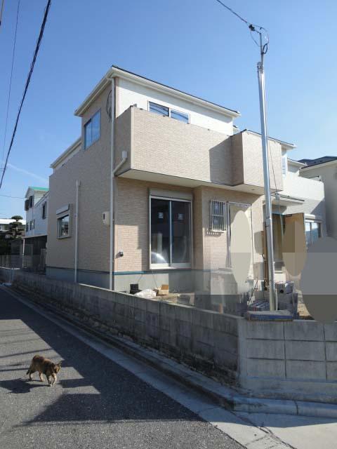 Local appearance photo. November 14 shooting