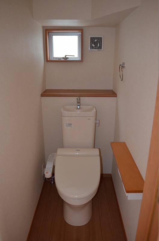 Toilet. 1st floor ・ Second floor Washlet