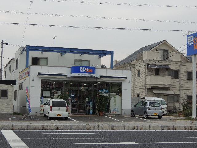 Home center. If it goes in the 1886m car until DEODEO Suyama electrification, Just a few minutes. It is conveniently located in the life. 