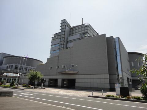 Government office. Hatsukaichi 1003m to city hall