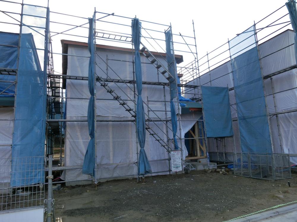 Local appearance photo. Local (12 May 2013) Shooting