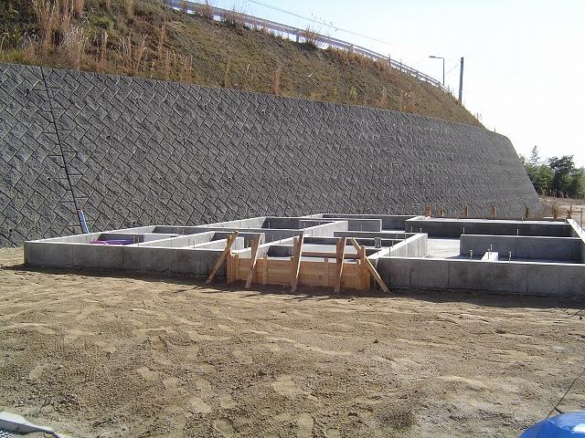 Local appearance photo. Local (12 May 2013) Shooting