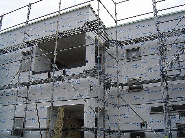 Local appearance photo. Local (11 May 2013) Shooting