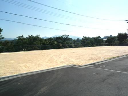 Local photos, including front road. Please check the goodness of per yang in the field / Building work before