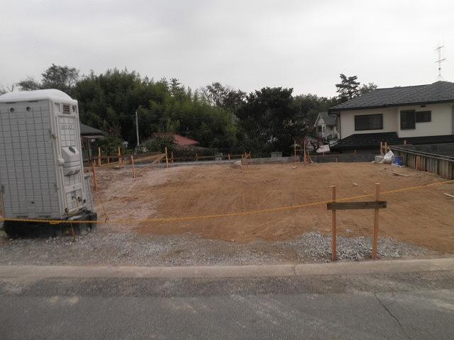 Local appearance photo. Local (11 May 2013) Shooting