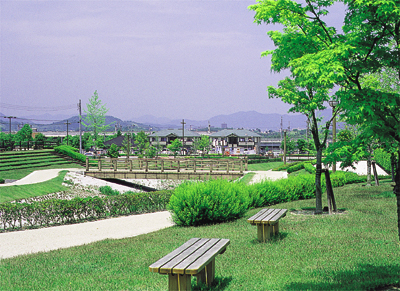 Other Environmental Photo. Green park this land before Higashi-Hiroshima Station, was appointed the, It is made on the basis of the City Planning Law. Children can also be freely play (in the town)