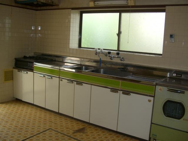 Kitchen. Spacious easy-to-use kitchen!