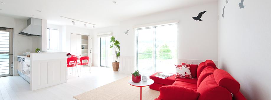 Living. Why not healed in the space which can taste to fully sunny and airy / No. 18 place