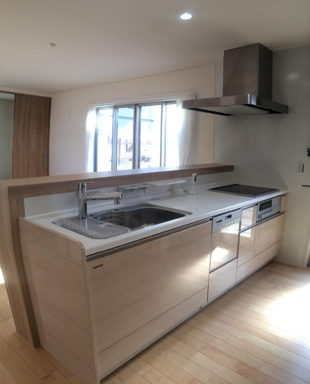 Kitchen. While the family conversation can also cook a full open kitchen