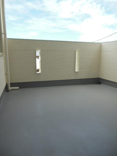 Balcony. Local (June 2013) Shooting