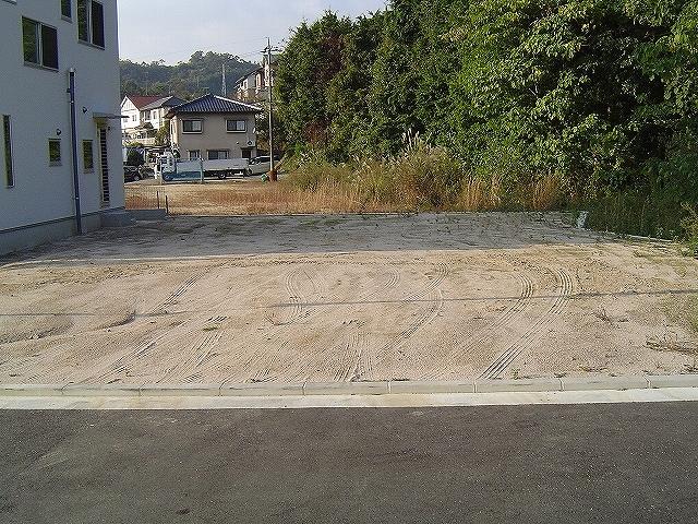 Local appearance photo. Local (11 May 2013) Shooting