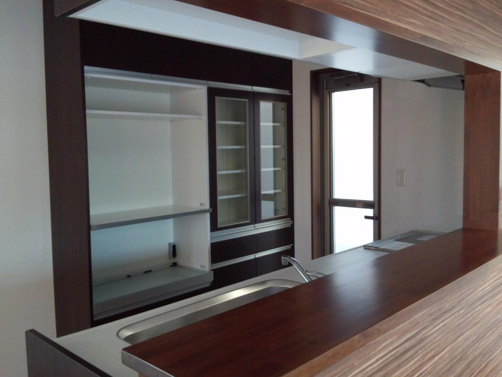 Kitchen. Indoor (11 May 2013) Shooting