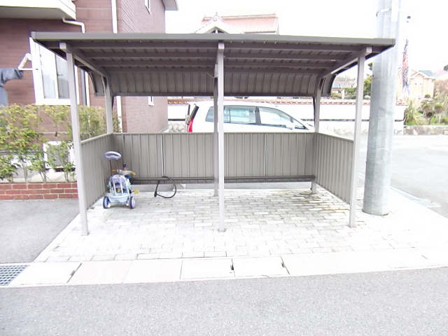 Other common areas. Bicycle-parking space