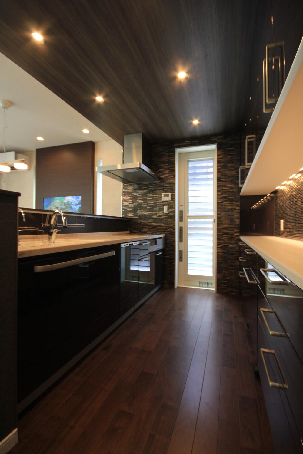 Same specifications photos (Other introspection). Adopted YAMAHA made kitchen. Use the LED indirect illumination effect your lifestyle in fashionable / Same specifications