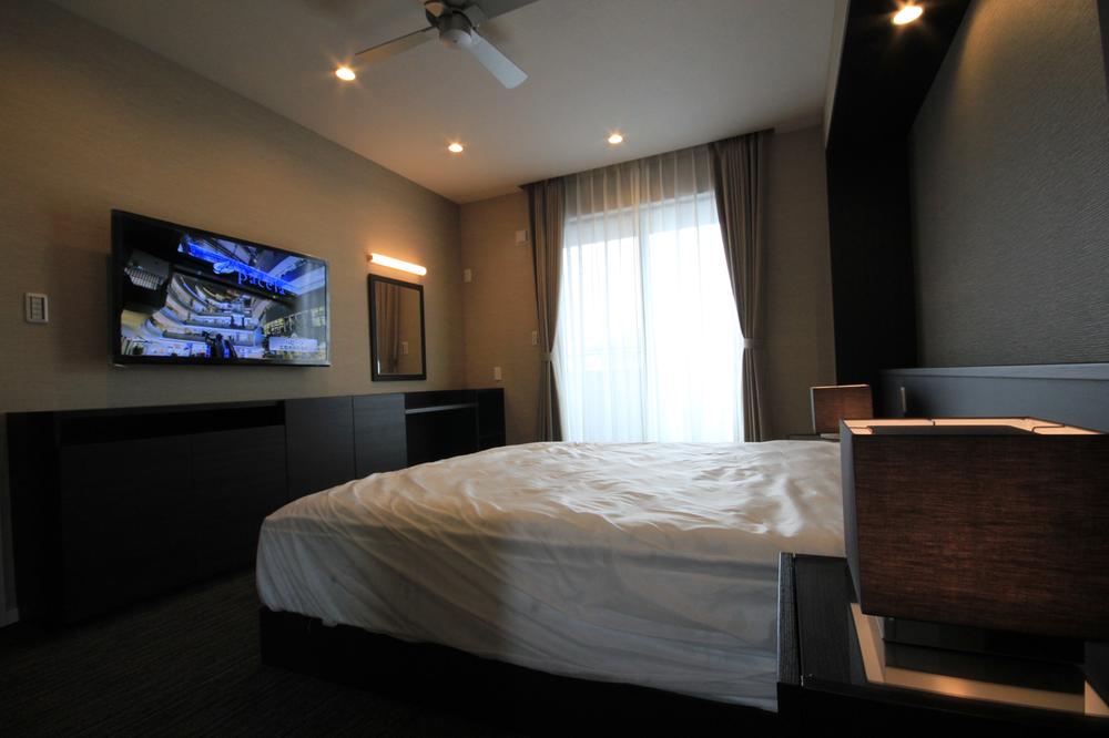 Same specifications photos (Other introspection). Watching movies What about leaning back on the cushion. 50 inches of wall-mounted display Installed / Same specifications