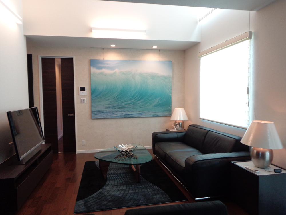 Same specifications photos (Other introspection). Same specifications