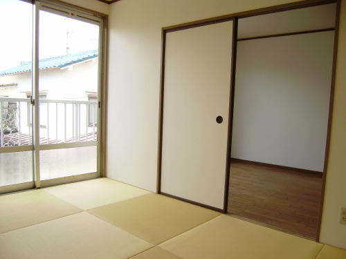 Other room space. Stylish Ryukyu tatami!