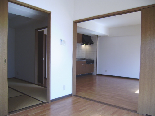 Other room space. It continued to Japanese-style Western-style