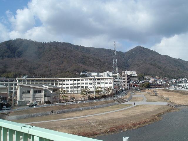 Primary school. 1181m to Hiroshima Municipal Nakanohigashi elementary school (elementary school)