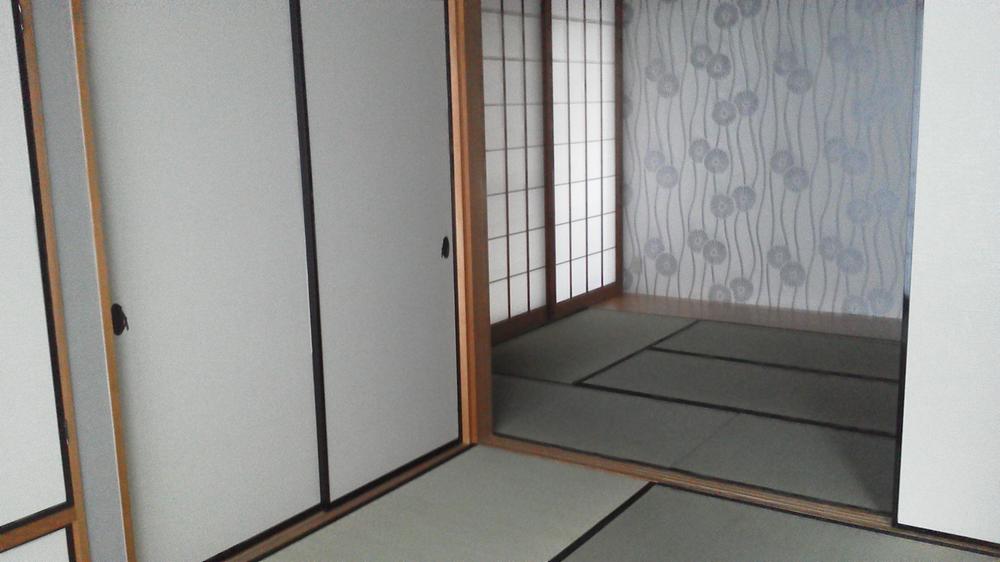 Other introspection. During connection of the Japanese-style room