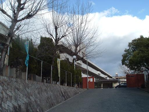 Junior high school. 952m to Hiroshima Municipal Senogawa junior high school (junior high school)