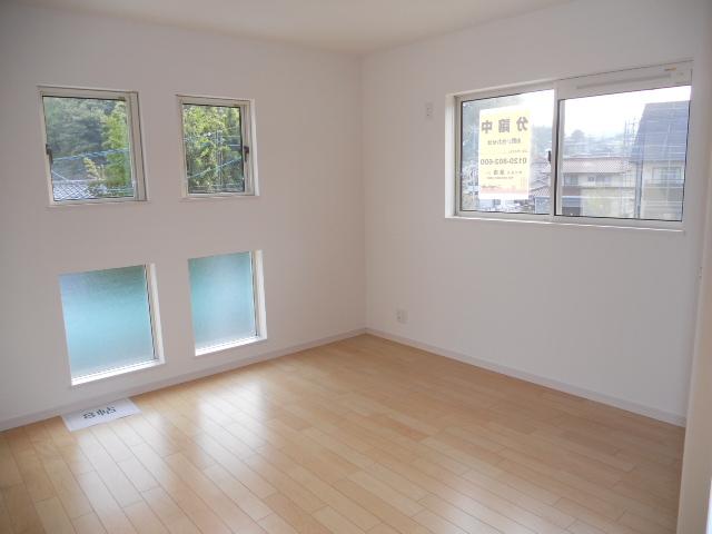 Non-living room. It is the second floor of the Interoceanic, There you 8 tatami. 