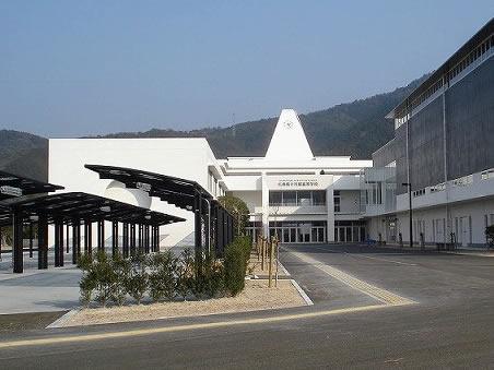 high school ・ College. 592m to the Hiroshima Prefectural Kabe High School