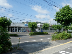 Supermarket. 744m until Hattori Taiyo Goyang store (Super)