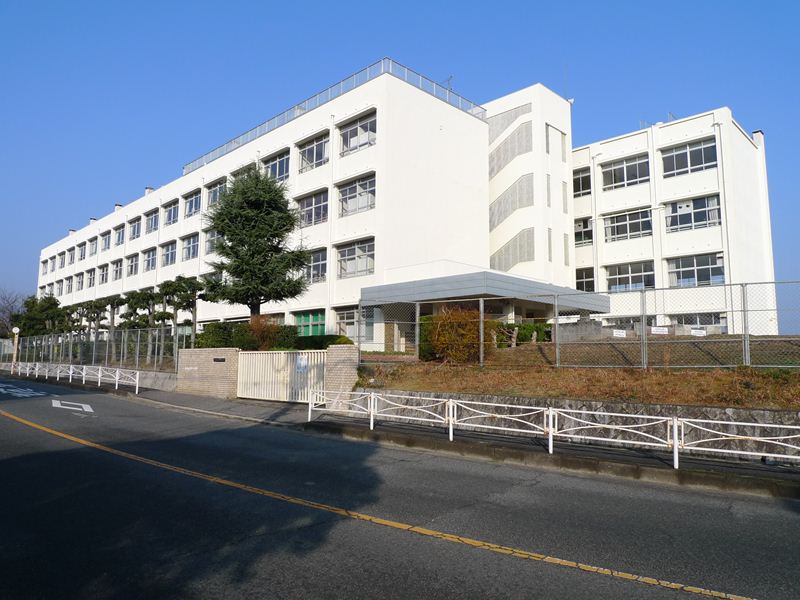 Primary school. Ochiai 1040m east to elementary school (elementary school)